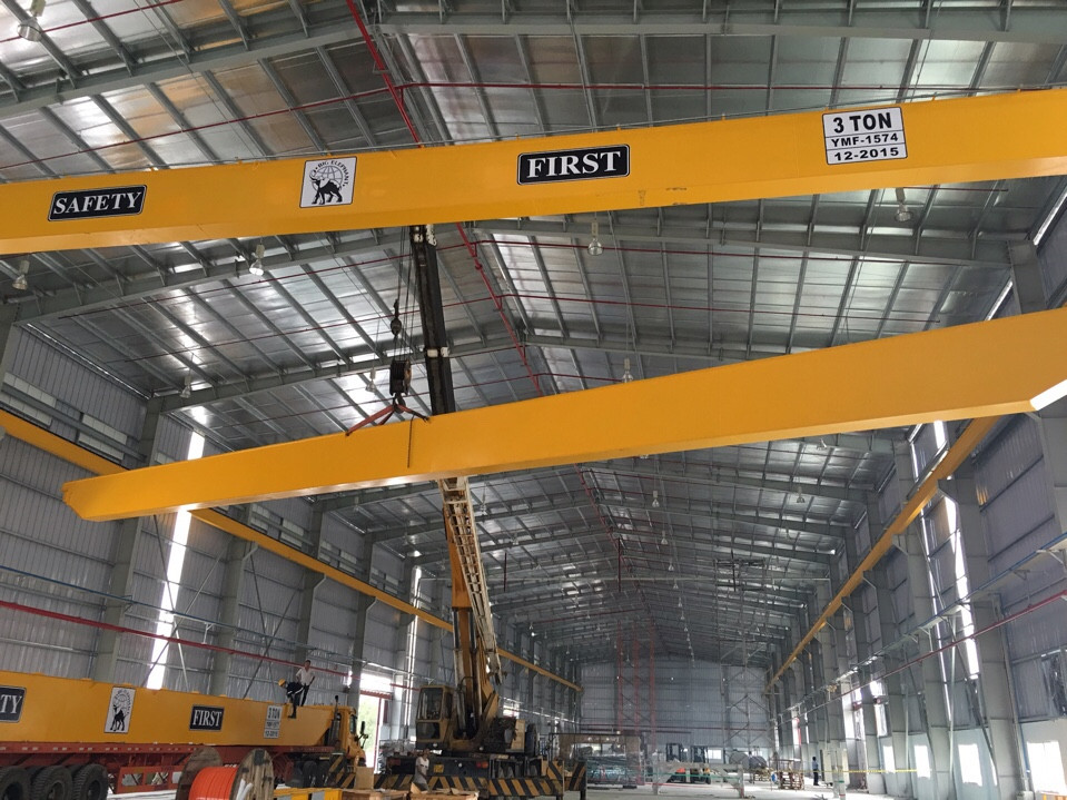 Vận chuyển và lắp đặt dầm cẩu về KCN Mỹ Phước 3