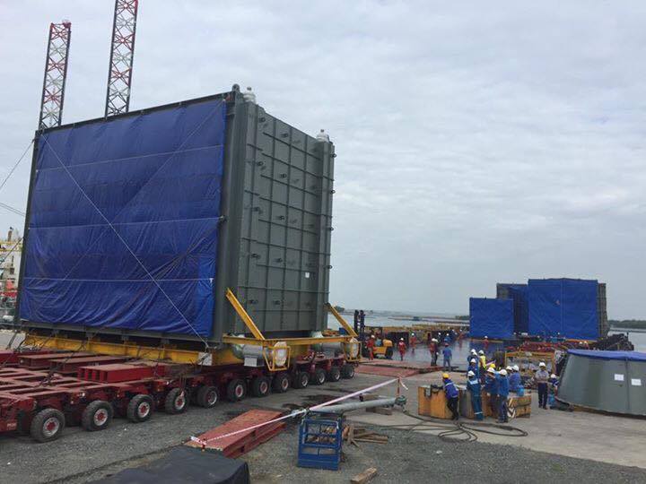 vận chuyển lô hàng dự án dầu khí