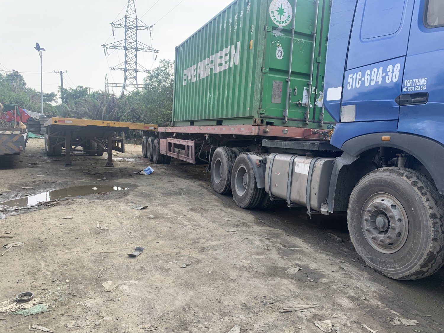 vận chuyển vật tư đi phú quốc