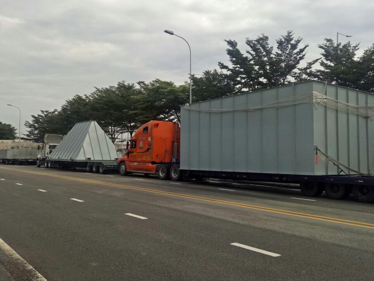 Vận chuyển thiết bị cơ khí gia công chế tạo