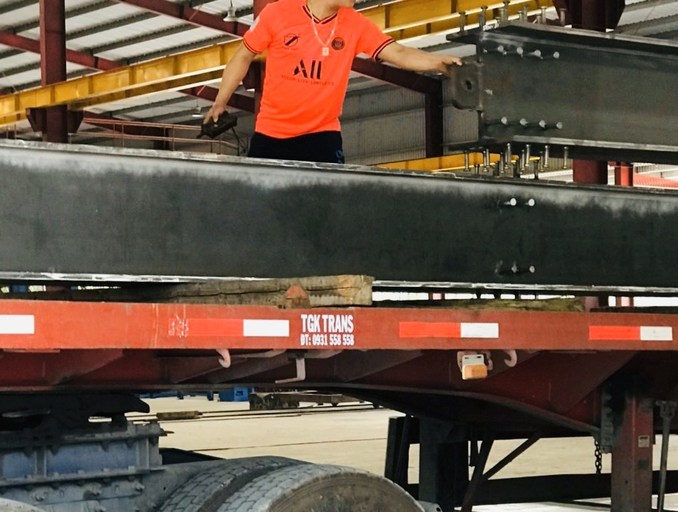 vận chuyển vật tư sắt thép xây dựng đi phú quốc