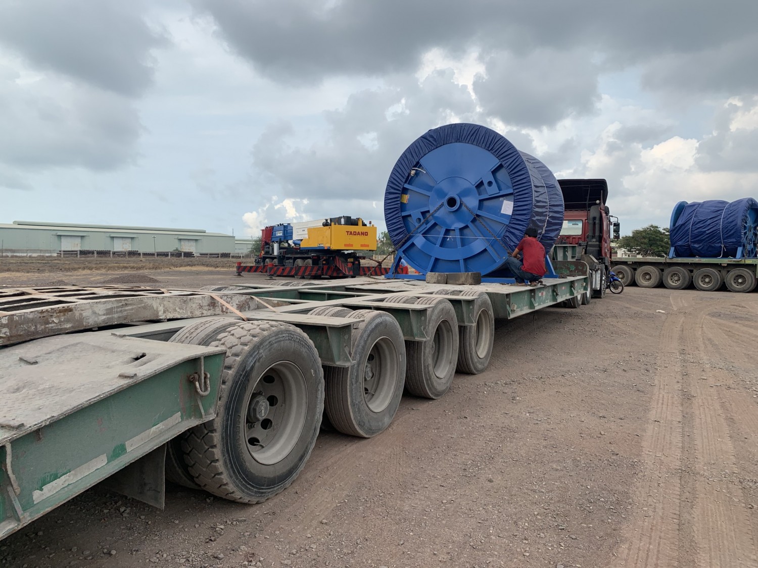 Vận chuyển 8 cuộn cáp từ Cảng lotus Hồ Chí Mình về Vũng Tàu