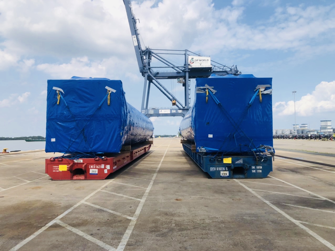 vận chuyển hàng siêu trường siêu trọng