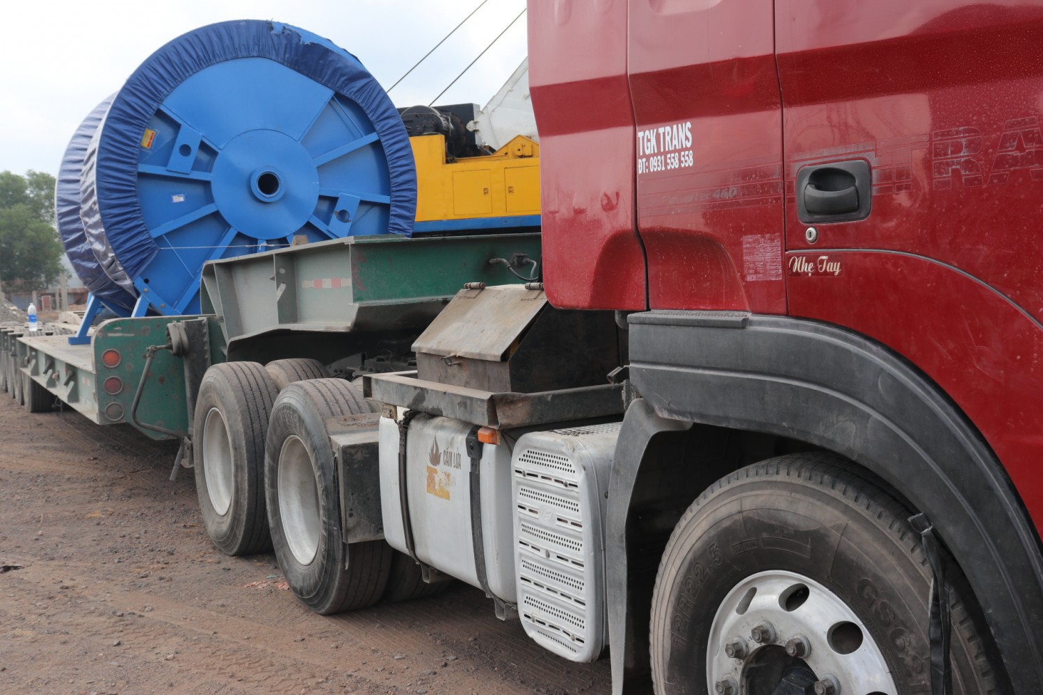 Vận chuyển hàng hóa quá khổ quá tải