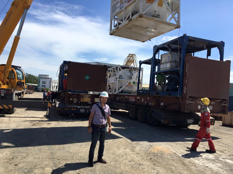 vận chuyển hàng hóa thiết bị dầu khí 5