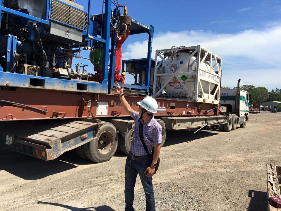 vận chuyển hàng hóa thiết bị dầu khí 6