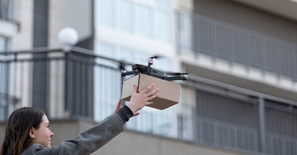 Mạng lưới điểm giao hàng chặng cuối: Yếu tố giúp thị trường thương mại điện tử phát triển bền vững